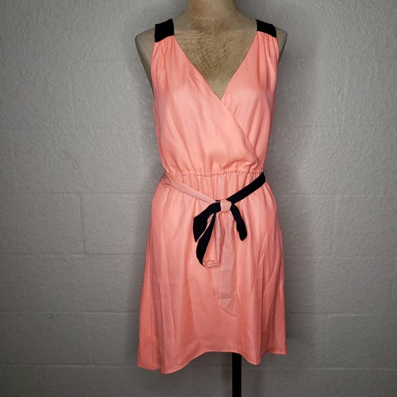 NWT AEO Bow Tie Accent Fit and Flare Dress XS - Picture 4 of 13